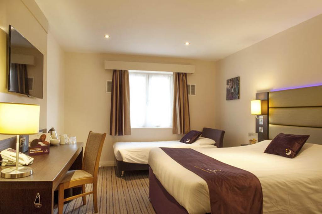 Premier Inn Southampton City Centre Room photo